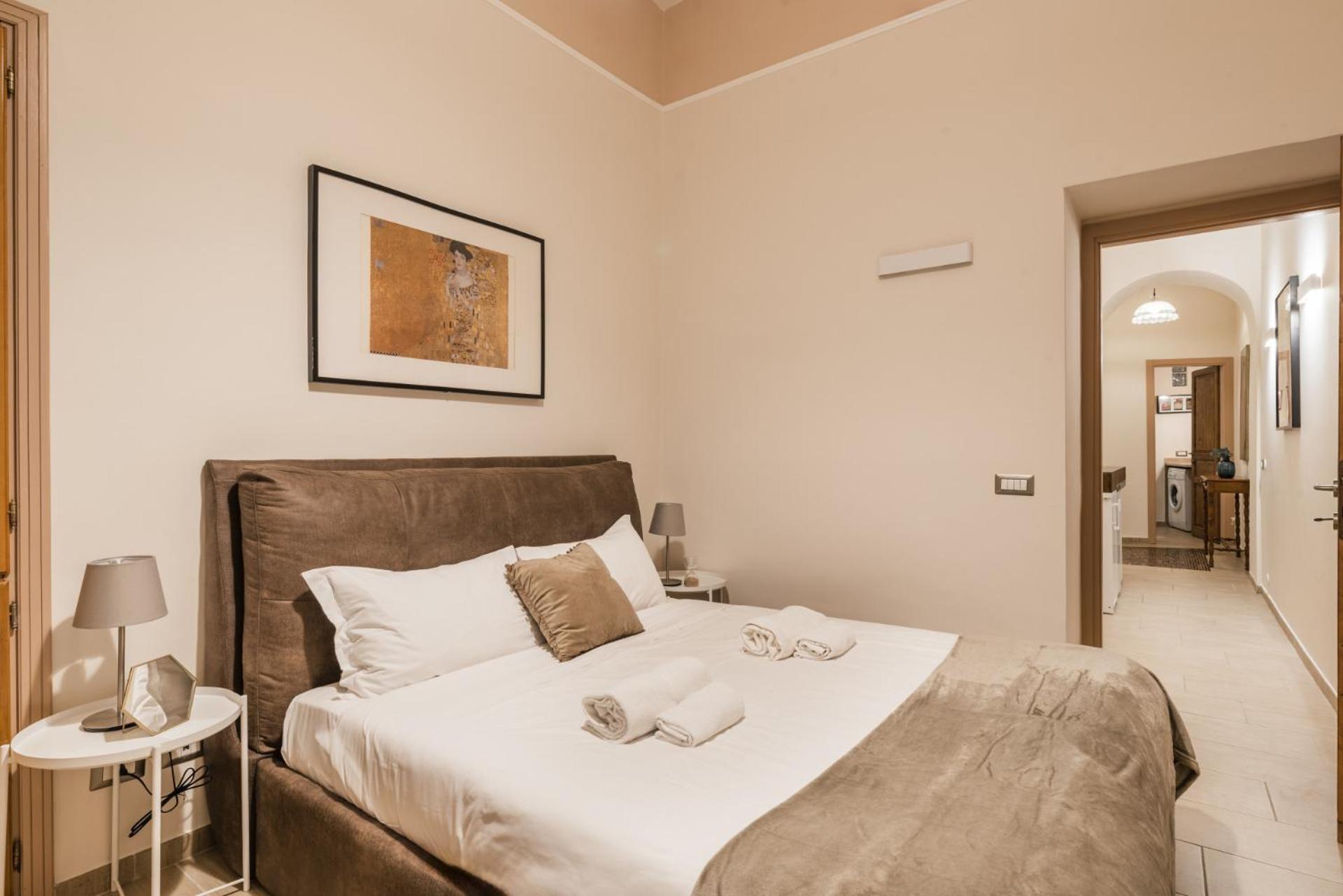 The Best Rent - Two-Bedroom Apartment Near Fori Imperiali Rome Luaran gambar